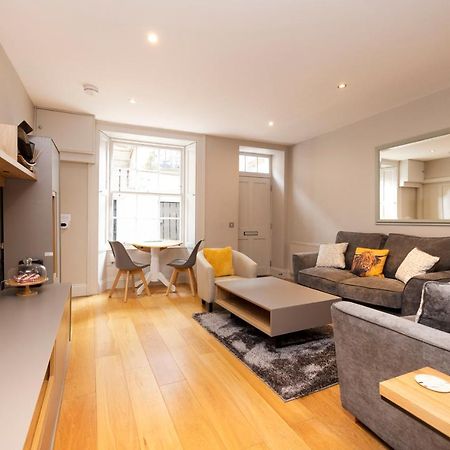 Joivy Splendid Flat Near Edinburgh Castle Edimburgo Exterior foto
